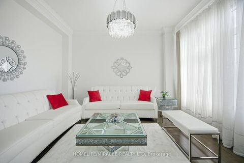 Photo 4 at 642 Barons Street, Kleinburg, Vaughan