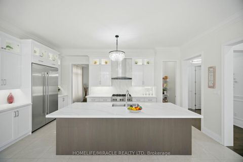 Photo 7 at 642 Barons Street, Kleinburg, Vaughan