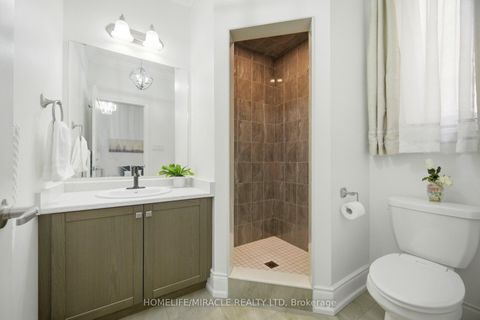 Photo 15 at 642 Barons Street, Kleinburg, Vaughan