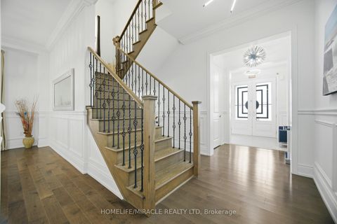 Photo 17 at 642 Barons Street, Kleinburg, Vaughan