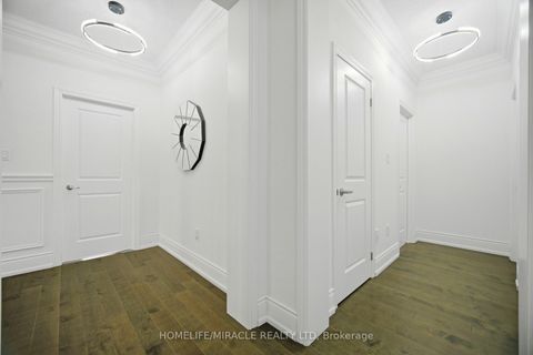 Photo 18 at 642 Barons Street, Kleinburg, Vaughan