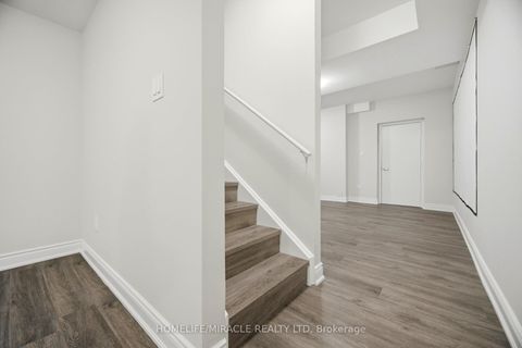 Photo 36 at 642 Barons Street, Kleinburg, Vaughan