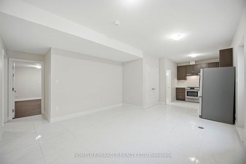 Photo 39 at 642 Barons Street, Kleinburg, Vaughan