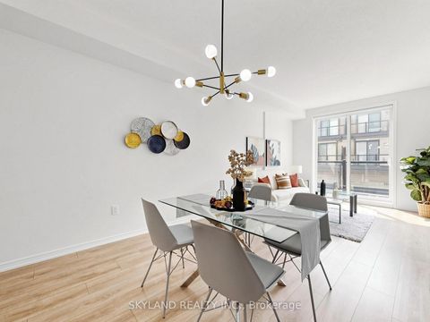 Photo 4 at 3 - 20 woodstream Drive, Clairville, Toronto
