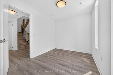 Photo 18 at 62 - 10 Calamint Lane, L'Amoreaux, Toronto