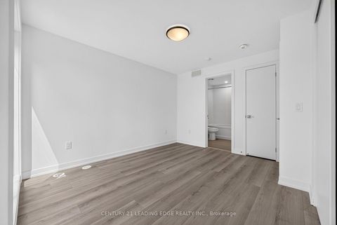 Photo 22 at 62 - 10 Calamint Lane, L'Amoreaux, Toronto