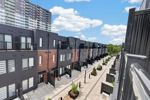 Photo 25 at 62 - 10 Calamint Lane, L'Amoreaux, Toronto