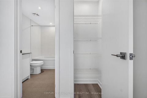 Photo 26 at 62 - 10 Calamint Lane, L'Amoreaux, Toronto