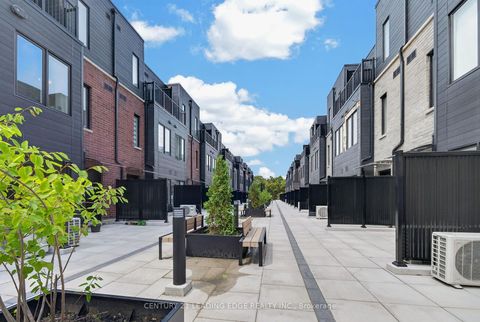 Photo 30 at 62 - 10 Calamint Lane, L'Amoreaux, Toronto
