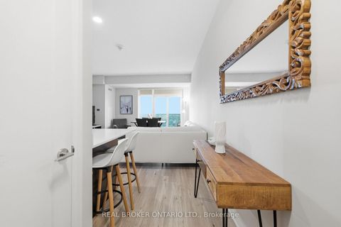 Photo 4 at 701 - 3220 Sheppard Avenue E, Sullivan, Toronto