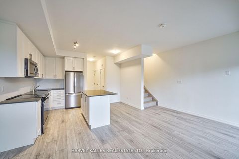 Photo 15 at 21 - 17 Lytham Green Circle, Glenway Estates, Newmarket