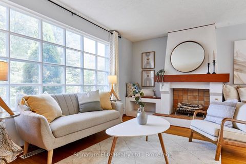 Photo 1 at 21 Marowyne Drive, Don Valley Village, Toronto