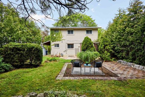 Photo 17 at 21 Marowyne Drive, Don Valley Village, Toronto