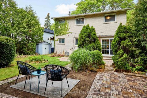 Photo 18 at 21 Marowyne Drive, Don Valley Village, Toronto