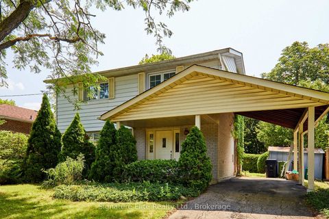 Photo 39 at 21 Marowyne Drive, Don Valley Village, Toronto