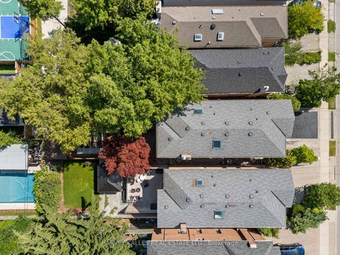 Photo 3 at 434 Bedford Park Avenue, Nortown, Toronto