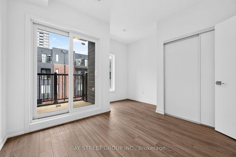Photo 21 at 29 Calamint Lane, L'Amoreaux, Toronto