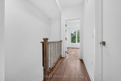 Photo 30 at 29 Calamint Lane, L'Amoreaux, Toronto