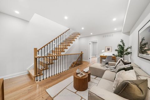 Photo 12 at 247A Lippincott Street, University, Toronto