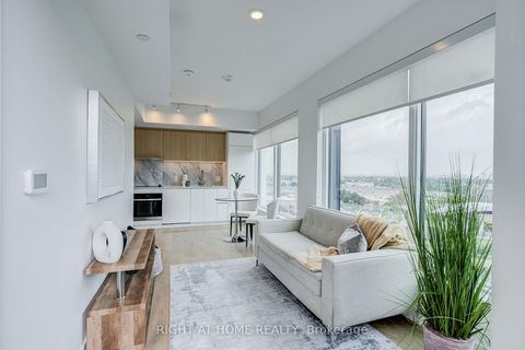 Photo 3 at 908 - 1100 Sheppard Avenue W, York University Heights, Toronto