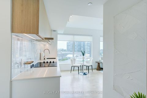 Photo 11 at 908 - 1100 Sheppard Avenue W, York University Heights, Toronto