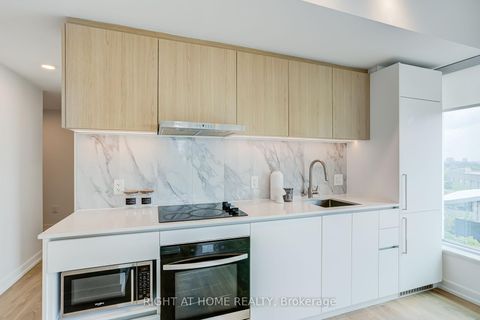 Photo 12 at 908 - 1100 Sheppard Avenue W, York University Heights, Toronto