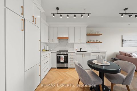 Photo 15 at 414 - 4700 Highway 7, East Woodbridge, Vaughan
