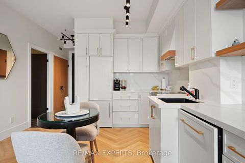 Photo 19 at 414 - 4700 Highway 7, East Woodbridge, Vaughan