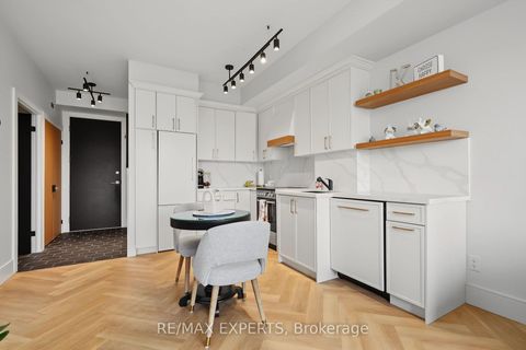Photo 21 at 414 - 4700 Highway 7, East Woodbridge, Vaughan
