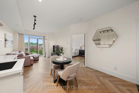 Photo 22 at 414 - 4700 Highway 7, East Woodbridge, Vaughan