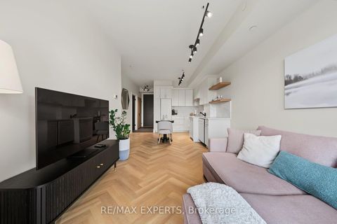 Photo 27 at 414 - 4700 Highway 7, East Woodbridge, Vaughan