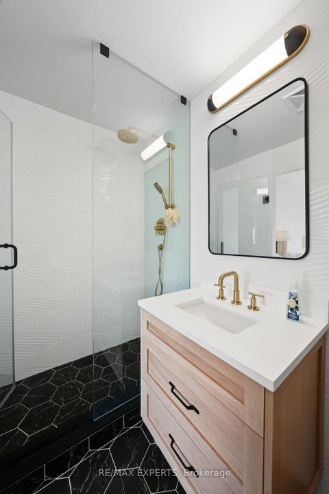 Photo 36 at 414 - 4700 Highway 7, East Woodbridge, Vaughan