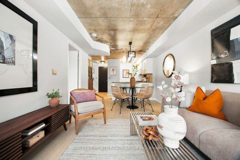 Photo 5 at 338 - 1005 King Street W, Niagara, Toronto