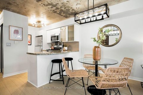 Photo 6 at 338 - 1005 King Street W, Niagara, Toronto