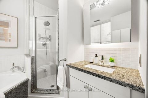 Photo 14 at 338 - 1005 King Street W, Niagara, Toronto