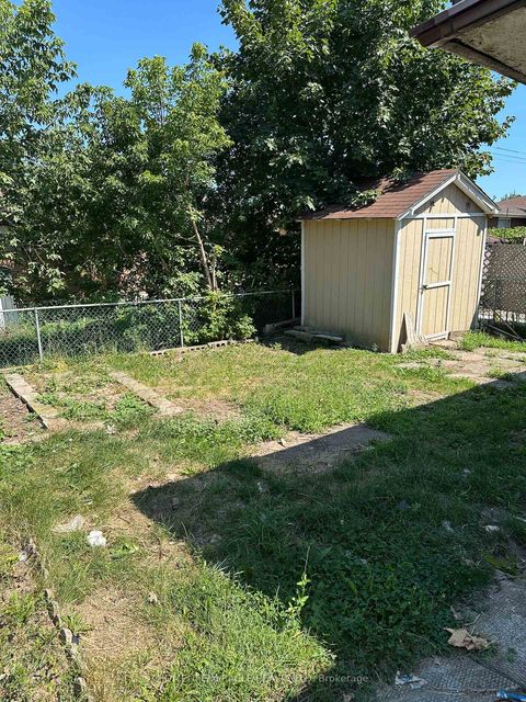 Photo 2 at 2931 Islington Avenue, Humber Summit, Toronto