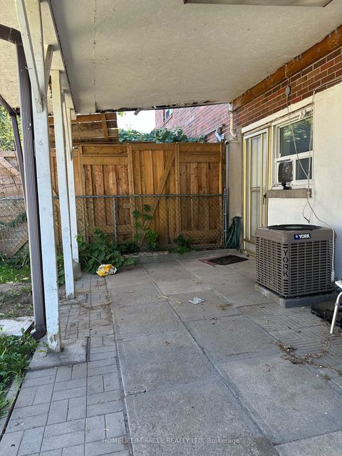 Photo 4 at 2931 Islington Avenue, Humber Summit, Toronto