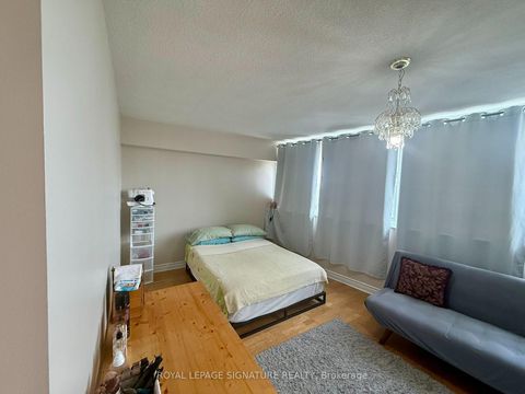 Photo 18 at 1402 - 65 Huntingdale Boulevard, L'Amoreaux, Toronto