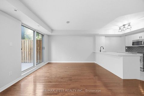 Photo 12 at 122 - 20 Elsie Lane, Junction, Toronto