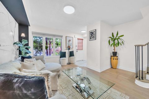 Photo 4 at 26 Ted Wray Circle, CFB, Toronto