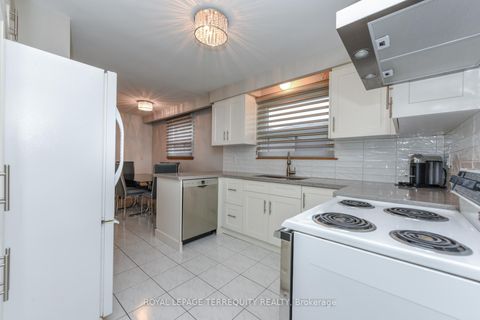Photo 6 at 94 Melbert Road, West Deane, Toronto
