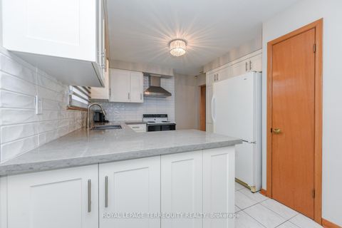 Photo 11 at 94 Melbert Road, West Deane, Toronto