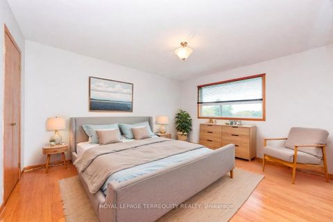 Photo 32 at 94 Melbert Road, West Deane, Toronto