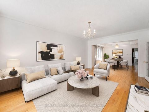 Photo 7 at 36 Fern Avenue, Langstaff, Richmond Hill