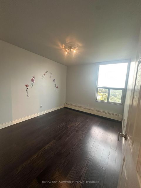Photo 22 at 1711 - 15 Vicora Linkway, Flemingdon Park, Toronto