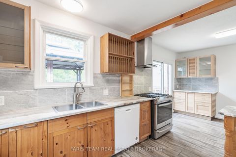 Photo 6 at 18 Holgate Street, Allandale, Barrie