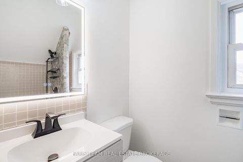 Photo 29 at 18 Holgate Street, Allandale, Barrie