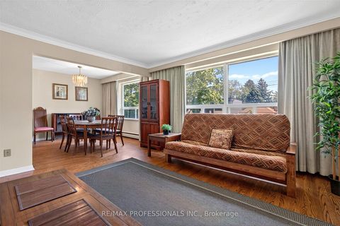 Photo 9 at 50 Waniska Avenue, Queensway, Toronto