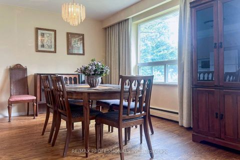 Photo 10 at 50 Waniska Avenue, Queensway, Toronto