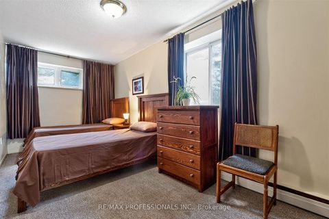 Photo 41 at 50 Waniska Avenue, Queensway, Toronto
